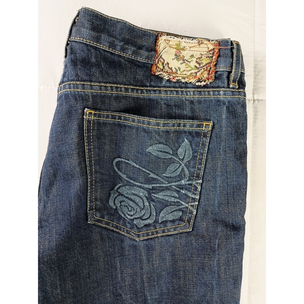 Earl Jean Size 31  75 Flare Embroidery Pocket